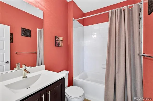 10249 Southlawn Circle Commerce City, CO 80022