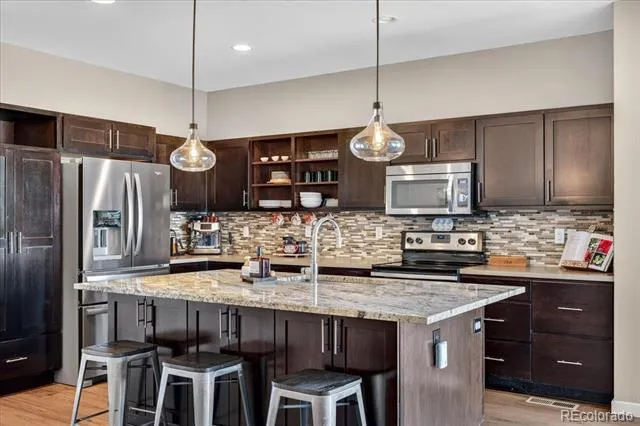 10249 Southlawn Circle Commerce City, CO 80022