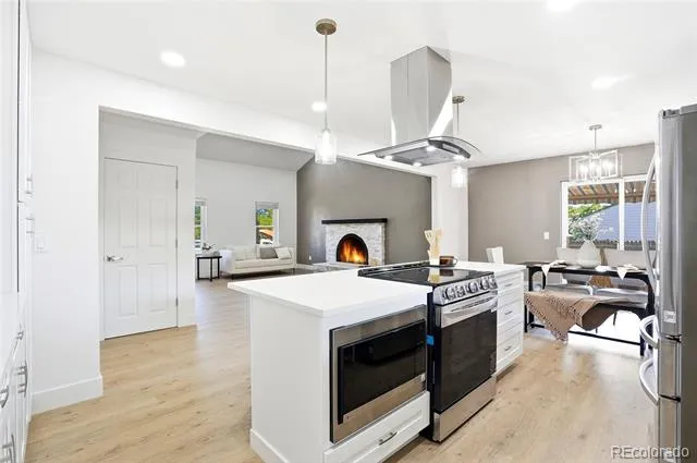 128 Willow Place Broomfield, CO 80020