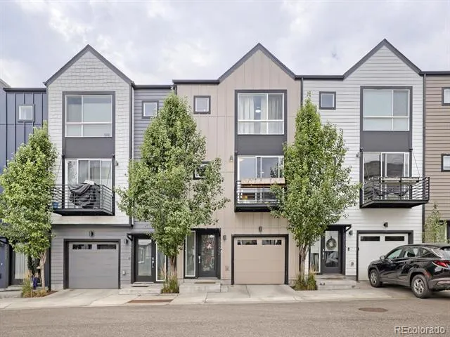 5666 W 10th Place Denver, CO 80214
