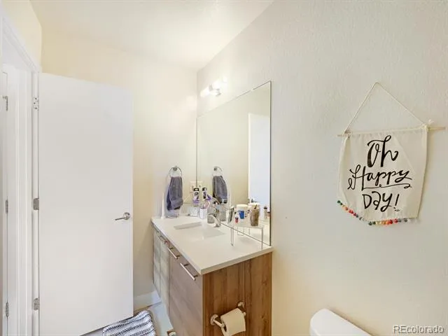 5666 W 10th Place Denver, CO 80214