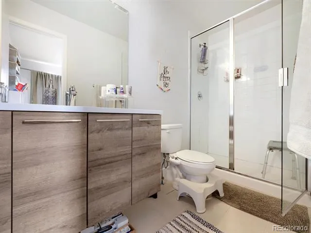 5666 W 10th Place Denver, CO 80214