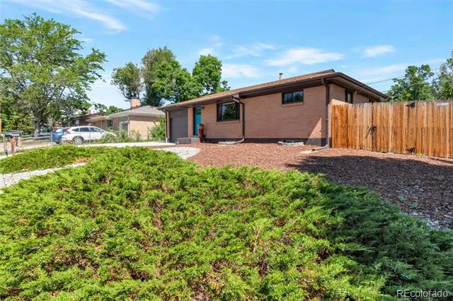 16045 W 13TH PLACE Golden, CO 80401