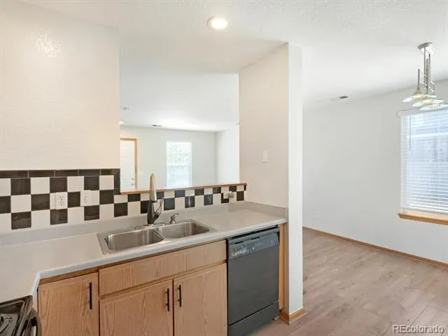 8865 Meade Court Westminster, CO 80031