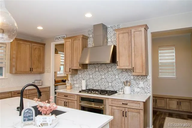 7936 S Jamestown Court Aurora, CO 80016