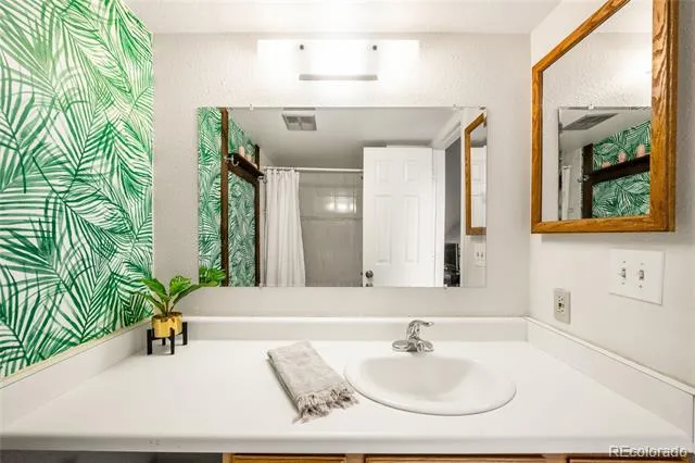 1762 S Trenton Street #6 Denver, CO 80231