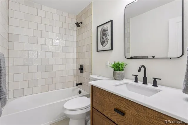 1474 W Lake Avenue Littleton, CO 80120