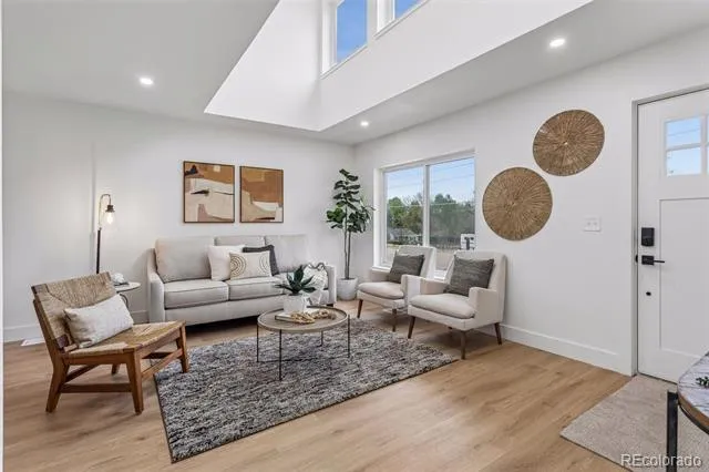1474 W Lake Avenue Littleton, CO 80120