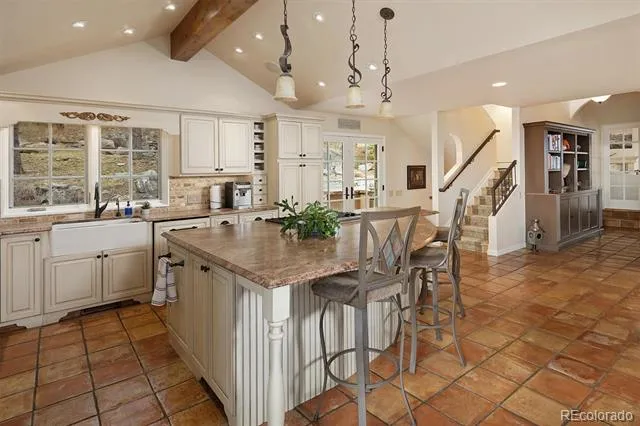 1952 Montane Drive Golden, CO 80401
