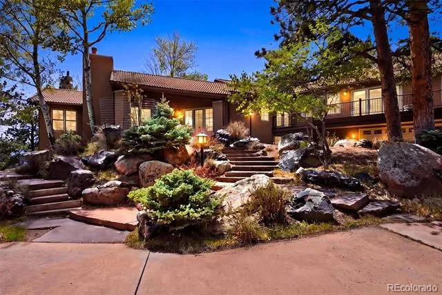 1952 Montane Drive Golden, CO 80401