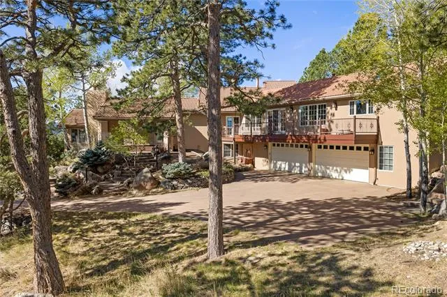 1952 Montane Drive Golden, CO 80401