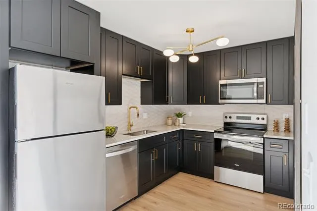 1494 W Lake Avenue Littleton, CO 80120