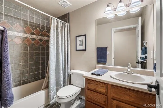 5655 Bridlespur Ridge Place Colorado Springs, CO 80918