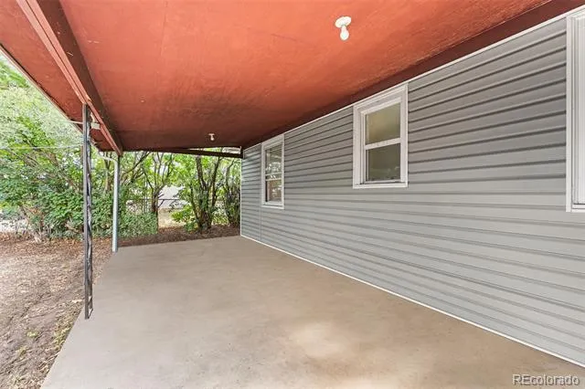 965 S Eliot Street Denver, CO 80219