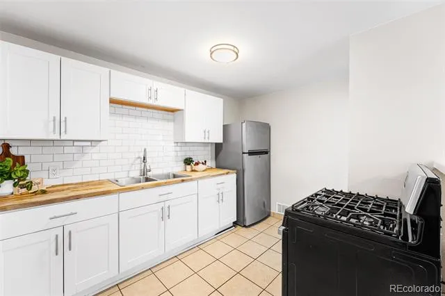 965 S Eliot Street Denver, CO 80219