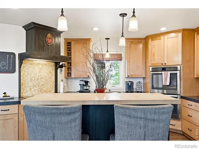 871 Bluebird Lane Lafayette, CO 80026