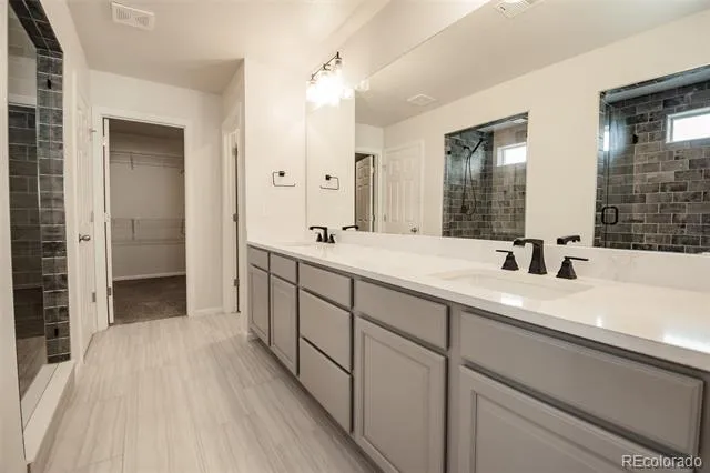 3950 Eaton Park Street Aurora, CO 80019