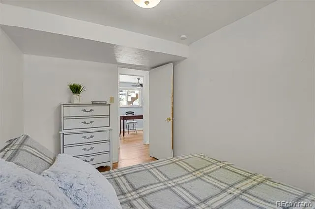 3290 W Fairview Place Denver, CO 80211