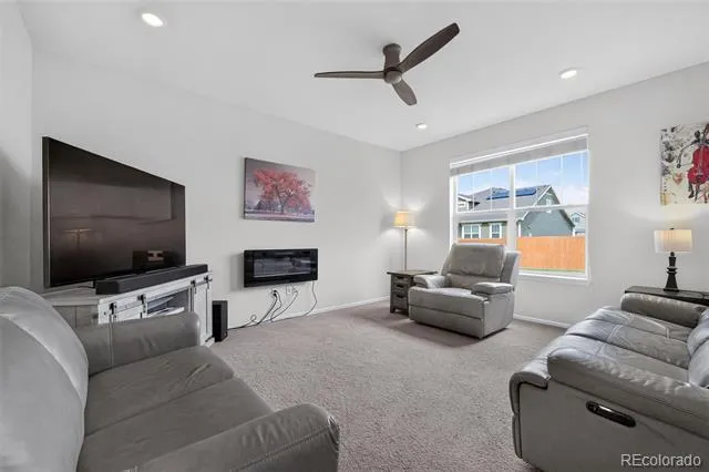 16068 Elizabeth Street Thornton, CO 80602