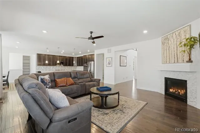 9810 Taylor River Circle Littleton, CO 80125