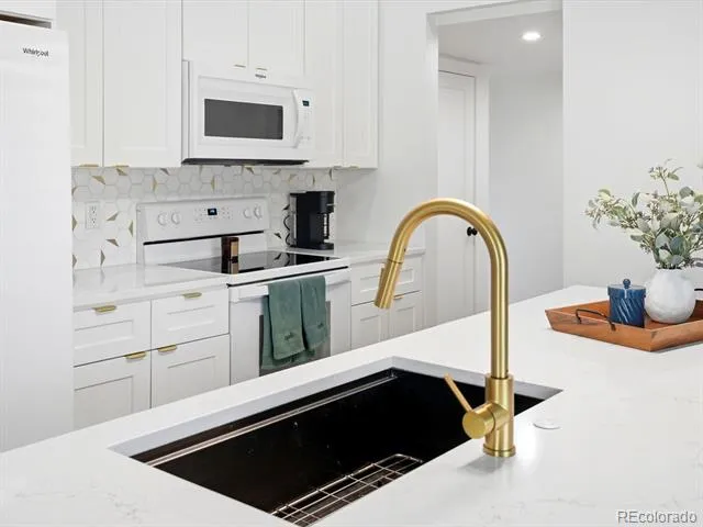 4122 W 49th Avenue Denver, CO 80212