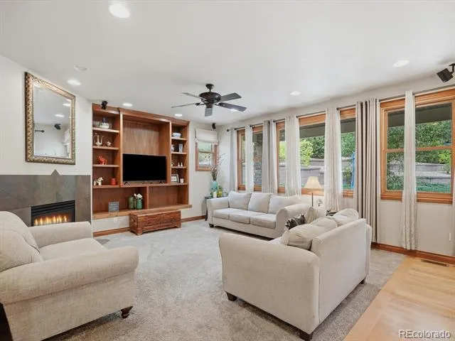 10215 W Wesley Drive Denver, CO 80227