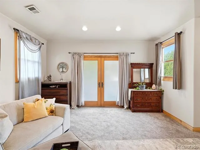 10215 W Wesley Drive Denver, CO 80227