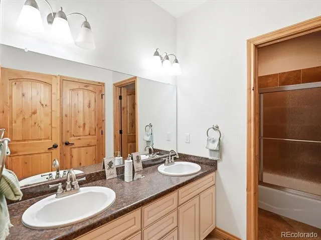 10215 W Wesley Drive Denver, CO 80227