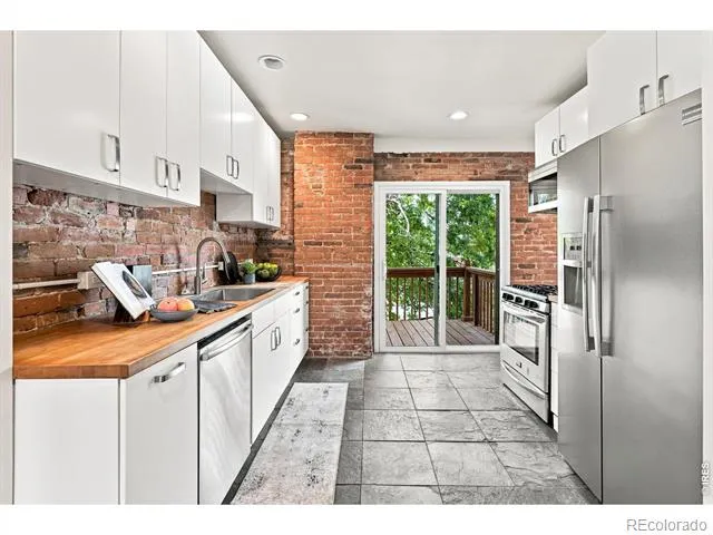3319 E 14th Avenue Denver, CO 80206