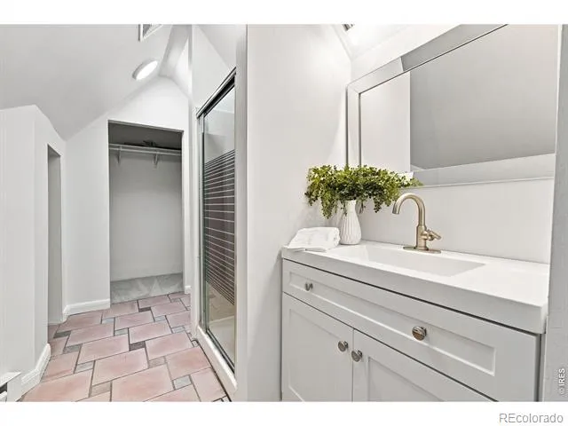 3319 E 14th Avenue Denver, CO 80206