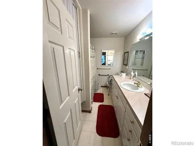 905 4th Street Johnstown, CO 80534