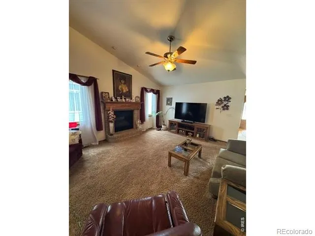 905 4th Street Johnstown, CO 80534