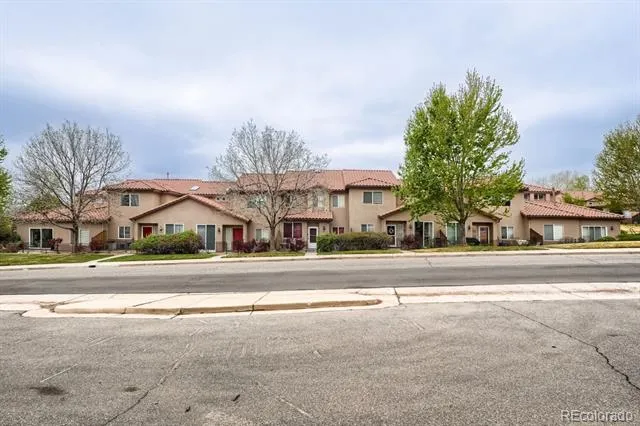 4590 S Auckland Court Aurora, CO 80015