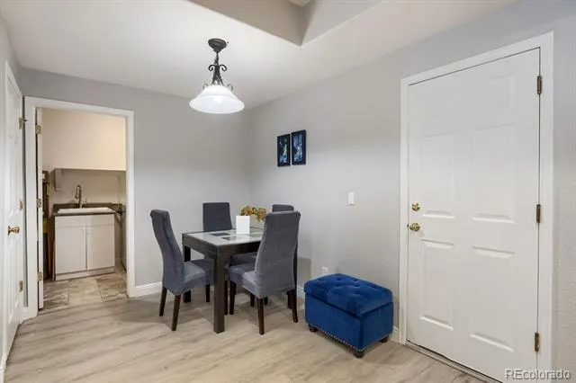 4590 S Auckland Court Aurora, CO 80015