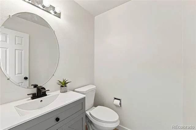 9130 Anasazi Indian Trail Highlands Ranch, CO 80129