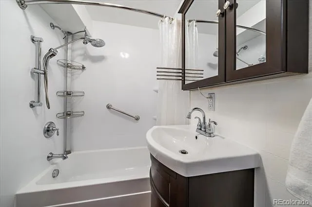 1003 S Newton Street Denver, CO 80219