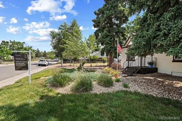 1003 S Newton Street Denver, CO 80219
