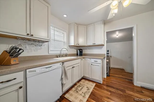 1003 S Newton Street Denver, CO 80219