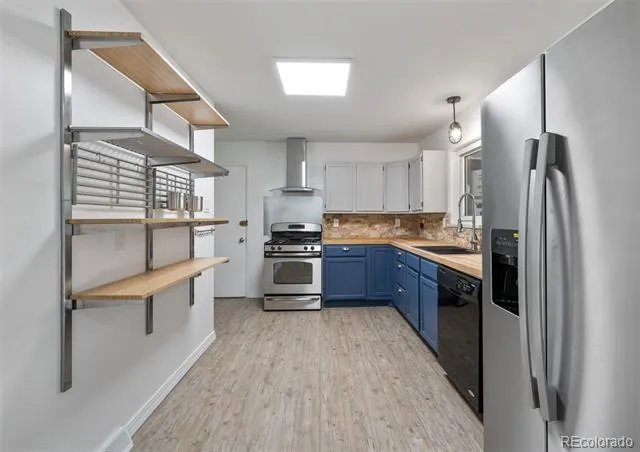 1630 S Forest Street Denver, CO 80222