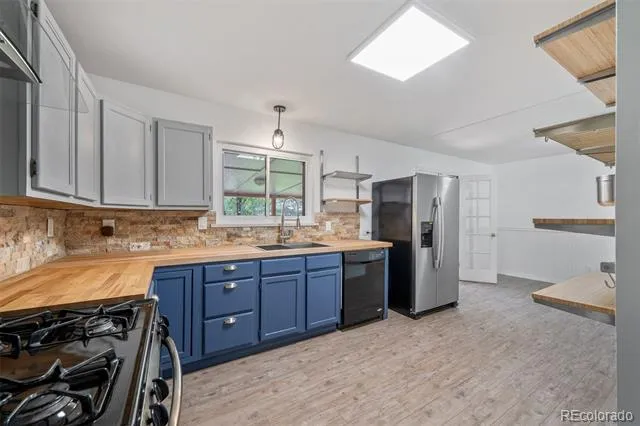 1630 S Forest Street Denver, CO 80222