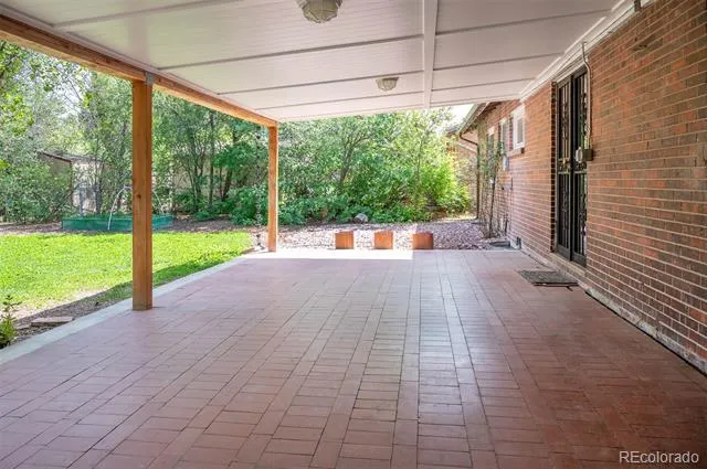 1630 S Forest Street Denver, CO 80222