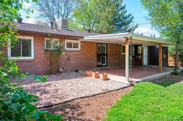 1630 S Forest Street Denver, CO 80222