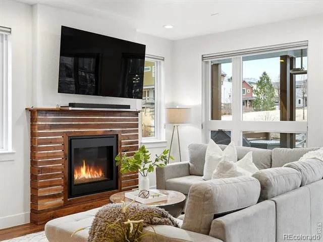 835 Yellow Pine Avenue Boulder, CO 80304