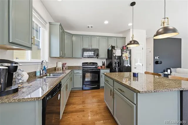 4860 S Picadilly Court Aurora, CO 80015