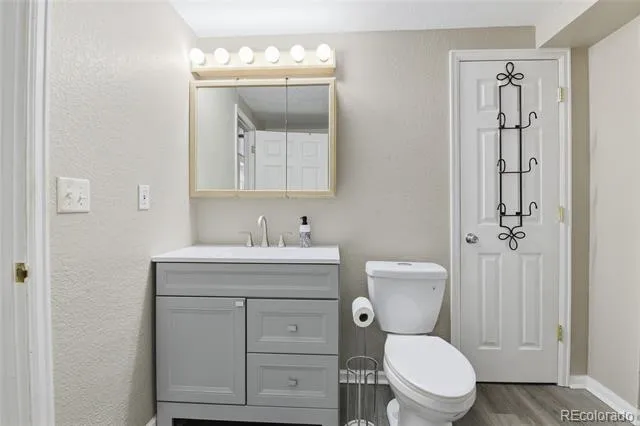 7942 S Corona Court Centennial, CO 80122