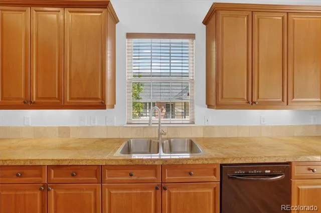 7622 E 6th Place Denver, CO 80230