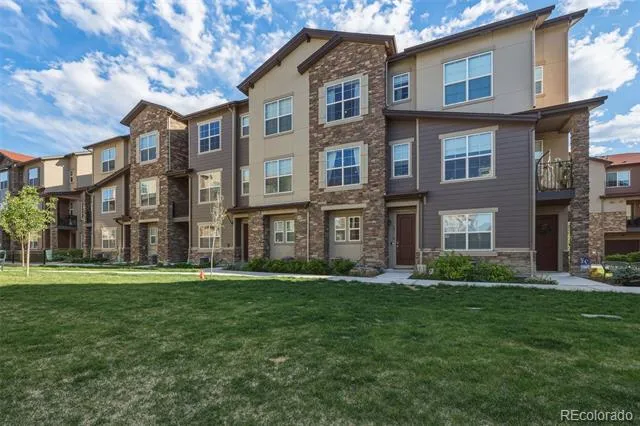 2275 Santini Trail #E Littleton, CO 80129