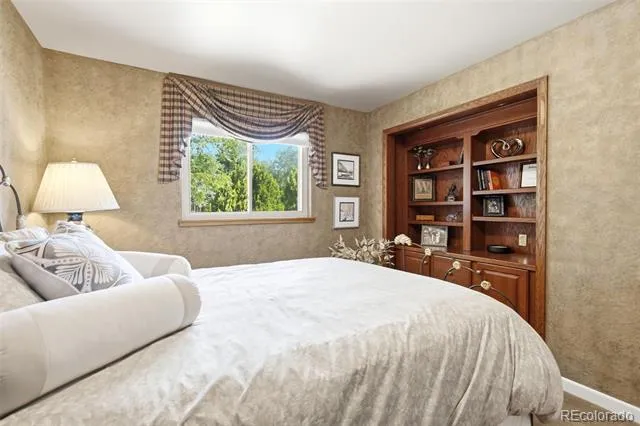 11835 Swadley Drive Lakewood, CO 80215