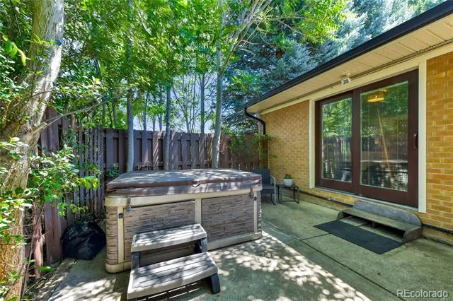11835 Swadley Drive Lakewood, CO 80215
