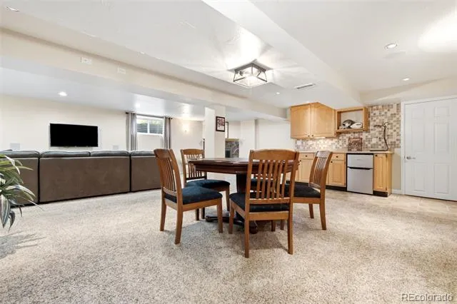11835 Swadley Drive Lakewood, CO 80215